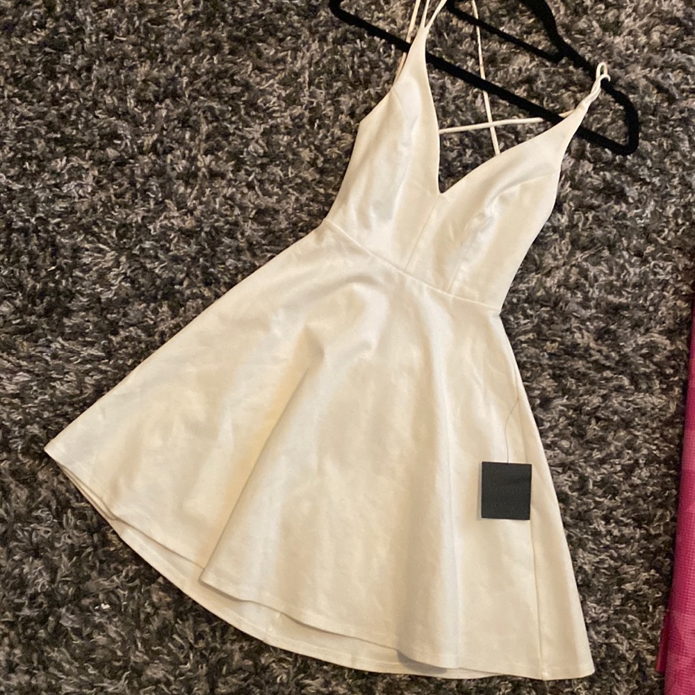 NWT Lulus skater dress ivory small